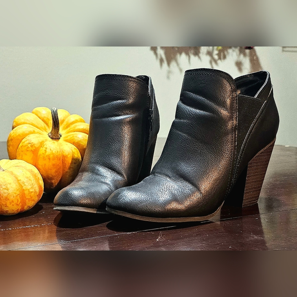Black/Brown Booties